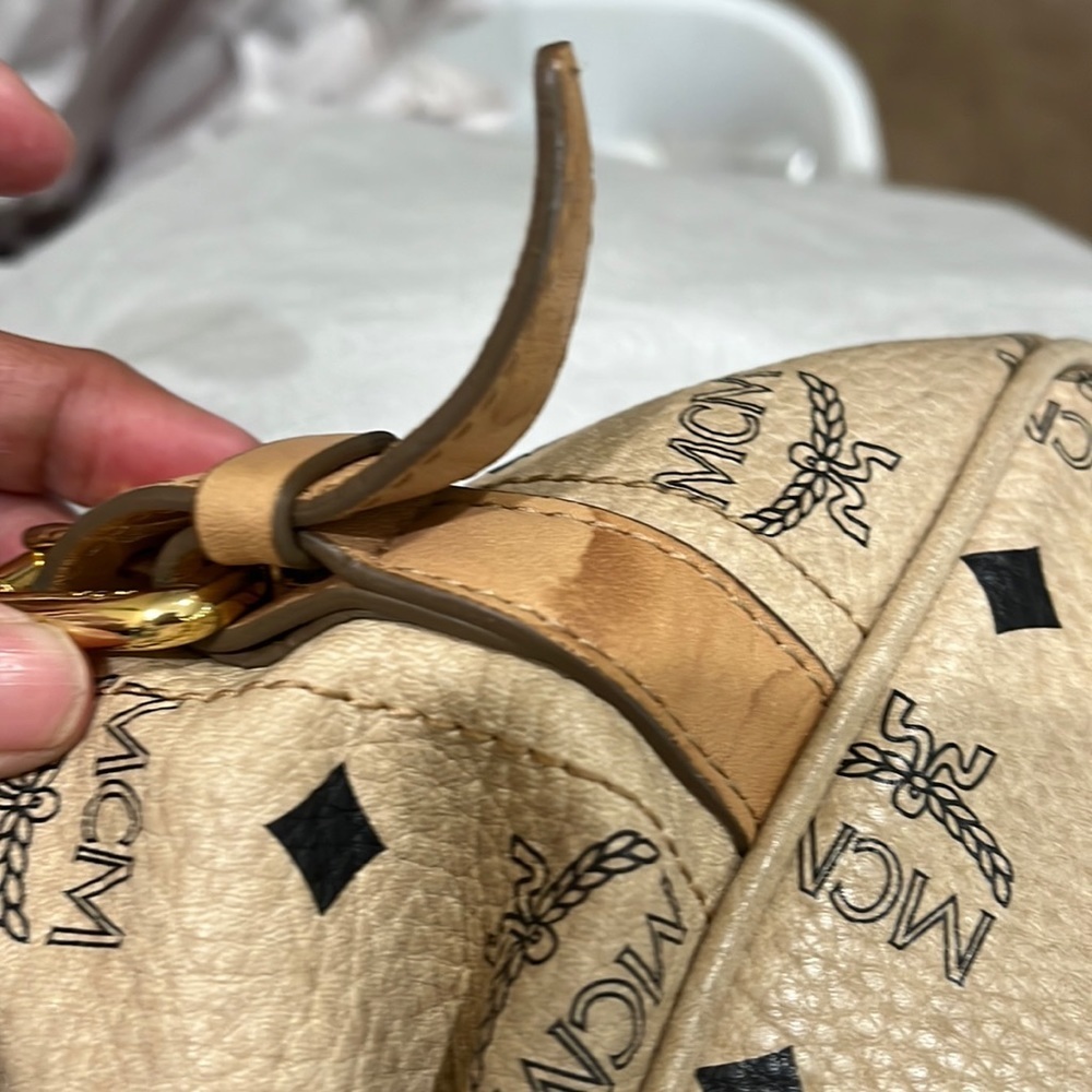 MCM Bucket bag - Picture 10 of 15